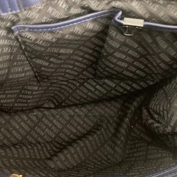 Beautiful Steve Madden Tote Bag - Picture 8 of 9
